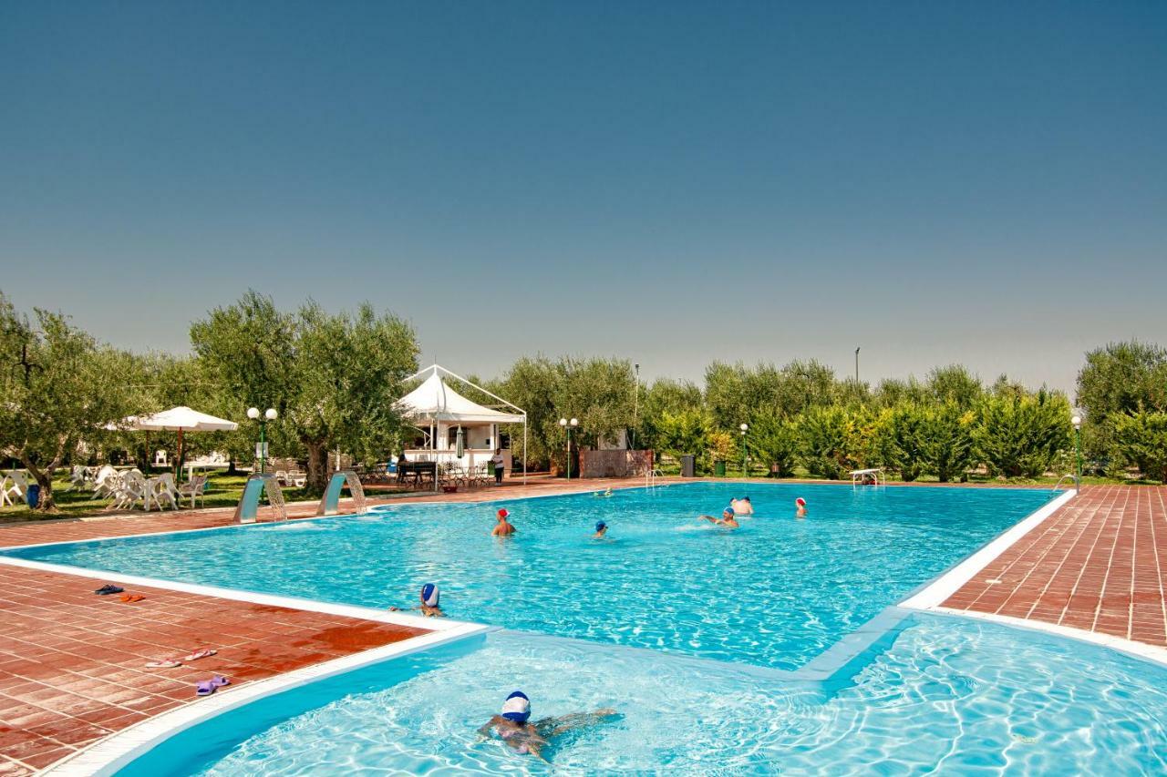 Giardino Degli Ulivi Resort Masseria Маргерита-ди-Савойя Экстерьер фото